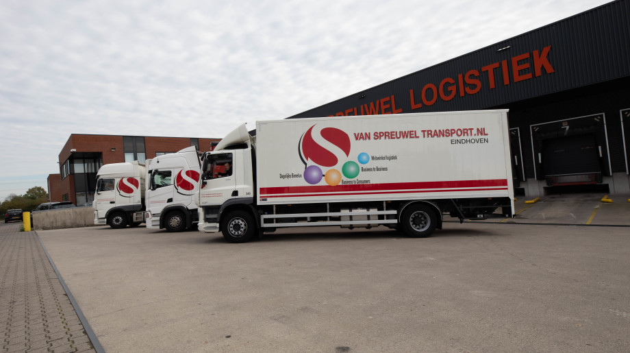 Van Spreuwel Transport B.V. EINDHOVEN afbeelding 2 Van Spreuwel Transport B.V. EINDHOVEN afbeelding 2